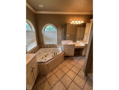 This 5 bedroom/3 1/2 bath spacious home is located in the on Sage Meadows Golf Course in Arkansas - for sale on GolfHomes.com, golf home, golf lot