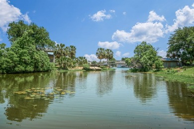 Beautifully remodeled waterfront townhome in Horseshoe Bay West on Ram Rock Golf Course in Texas - for sale on GolfHomes.com, golf home, golf lot