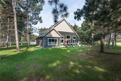 This 2018 Custom built 3B2B home with fountain views on the on Thumper Pond Golf Course in Minnesota - for sale on GolfHomes.com, golf home, golf lot