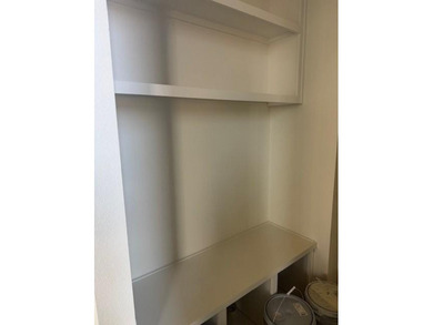 Bella Vista beauty showcasing modern architecture, upgraded on Branchwood Golf Course in Arkansas - for sale on GolfHomes.com, golf home, golf lot