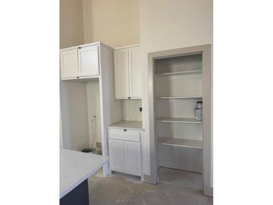 Bella Vista beauty showcasing modern architecture, upgraded on Branchwood Golf Course in Arkansas - for sale on GolfHomes.com, golf home, golf lot