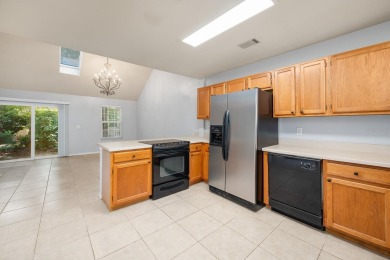 Beautiful 2 Bedroom 2 Bath Townhouse in Plantation Villas in on Haile Plantation Golf and Country Club in Florida - for sale on GolfHomes.com, golf home, golf lot