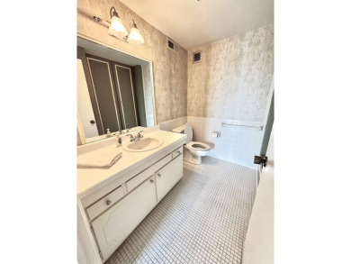 Experience rare and expansive living in East Memphis--over 2,600 on  in Tennessee - for sale on GolfHomes.com, golf home, golf lot