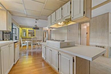 A TRULY INCREDIBLE OPPORTUNITY! This sunny Tarpon Springs gem of on Tarpon Springs Golf Course in Florida - for sale on GolfHomes.com, golf home, golf lot