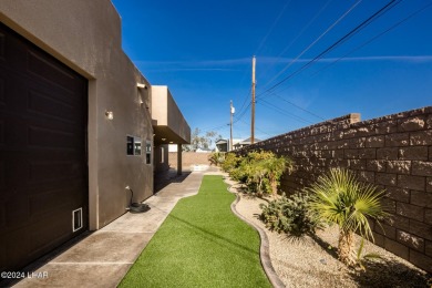 Location, Location, Location.  Perfectly placed at the top of a on London Bridge Golf Course in Arizona - for sale on GolfHomes.com, golf home, golf lot