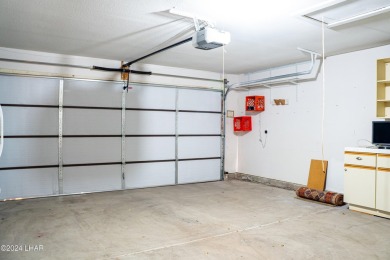 Furnished one level condo with attached garage on the golf on London Bridge Golf Course in Arizona - for sale on GolfHomes.com, golf home, golf lot