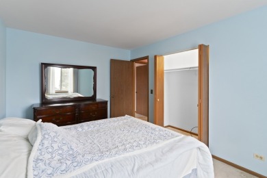 Welcome to this spacious and well-maintained 2nd floor condo in on Green Meadows Golf Club in Illinois - for sale on GolfHomes.com, golf home, golf lot