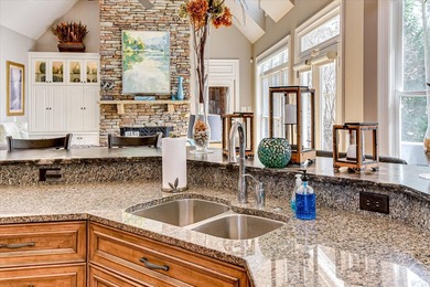 An Extraordinary Lakefront Home on Lake Thurmond -- Savannah on Monticello Golf Club At Savannah Lakes in South Carolina - for sale on GolfHomes.com, golf home, golf lot