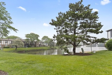 Welcome to this spacious and well-maintained 2nd floor condo in on Green Meadows Golf Club in Illinois - for sale on GolfHomes.com, golf home, golf lot