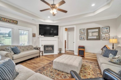 This all-brick, single-story home with split floor plan offers 3 on Hunters Creek Golf and Country Club  in South Carolina - for sale on GolfHomes.com, golf home, golf lot