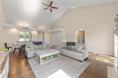 light & Bright 1800 SF 3 Bedroom & 2 bath RANCH end unit on River Heights Golf Club in Illinois - for sale on GolfHomes.com, golf home, golf lot