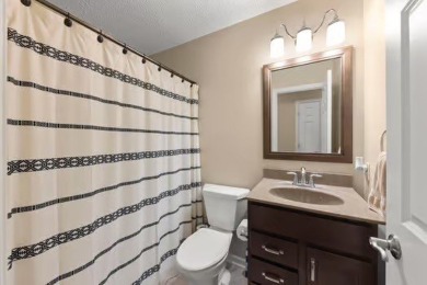 light & Bright 1800 SF 3 Bedroom & 2 bath RANCH end unit on River Heights Golf Club in Illinois - for sale on GolfHomes.com, golf home, golf lot