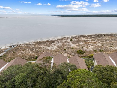 FANTASTIC RENTAL HISTORY!!! This oceanfront Pelican Watch Villa on The Seabrook Island Club in South Carolina - for sale on GolfHomes.com, golf home, golf lot
