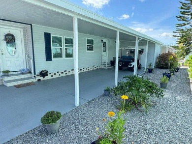 Beautifully Remodeled Home in a Resort-Style - ALL AGE on Silver Dollar Golf and Trap Club in Florida - for sale on GolfHomes.com, golf home, golf lot