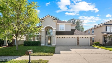 Move-in ready home with fresh interior paint and a fully on Golf Club At Fleming Island in Florida - for sale on GolfHomes.com, golf home, golf lot
