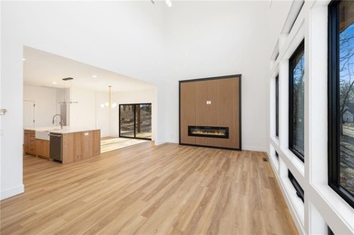 Welcome to a brand new, striking contemporary home! Thoughtfully on Branchwood Golf Course in Arkansas - for sale on GolfHomes.com, golf home, golf lot