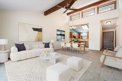 Discover this charming two bedroom town home nestled on Holiday on Holiday Island Executive Golf Course in Arkansas - for sale on GolfHomes.com, golf home, golf lot