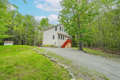 This beautifully renovated 3-bedroom, 3-bathroom home is the on Pocono Farms Country Club in Pennsylvania - for sale on GolfHomes.com, golf home, golf lot