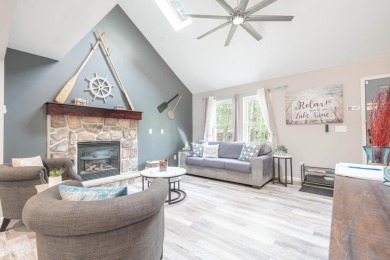 This beautifully renovated 3-bedroom, 3-bathroom home is the on Pocono Farms Country Club in Pennsylvania - for sale on GolfHomes.com, golf home, golf lot