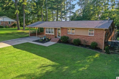 Welcome to the Southern dream everyone's been waiting for! This on Mayfield-Graves Country Club in Kentucky - for sale on GolfHomes.com, golf home, golf lot