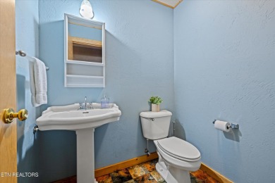 This Gatlinburg cabin offers the perfect blend of convenience on Bent Creek Golf Course in Tennessee - for sale on GolfHomes.com, golf home, golf lot