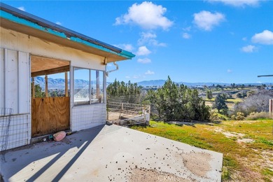 Welcome to this charming single-story home located in a on Hesperia Golf and Country Club in California - for sale on GolfHomes.com, golf home, golf lot