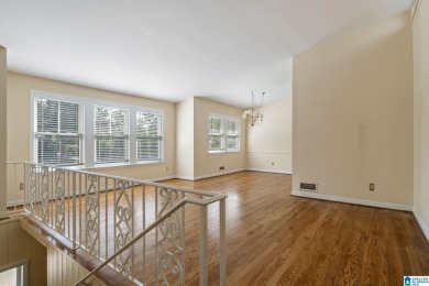 This charming 2BR/2BA home is all about LOCATION--walk to East on Vestavia Golf and Country Club in Alabama - for sale on GolfHomes.com, golf home, golf lot