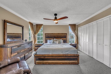 Price Improvement! Rarely available 3-bedroom corner unit in on Palm-Aire Country Club and Resort - The Oaks in Florida - for sale on GolfHomes.com, golf home, golf lot