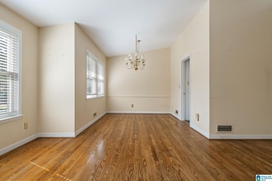 This charming 2BR/2BA home is all about LOCATION--walk to East on Vestavia Golf and Country Club in Alabama - for sale on GolfHomes.com, golf home, golf lot