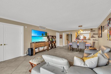 Price Improvement! Rarely available 3-bedroom corner unit in on Palm-Aire Country Club and Resort - The Oaks in Florida - for sale on GolfHomes.com, golf home, golf lot