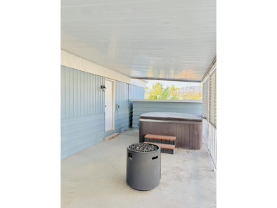 Beautifully Updated Double-Wide in the 55+ Community of Tri Palm on The Club At Shenandoah Springs in California - for sale on GolfHomes.com, golf home, golf lot