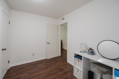 Welcome to Million Dollar Lakes. This 3-bedroom, 1.5-bath home on Lakeview Country Club in Alabama - for sale on GolfHomes.com, golf home, golf lot