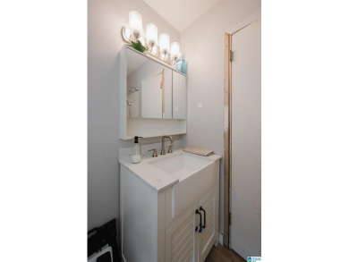 Welcome to Million Dollar Lakes. This 3-bedroom, 1.5-bath home on Lakeview Country Club in Alabama - for sale on GolfHomes.com, golf home, golf lot