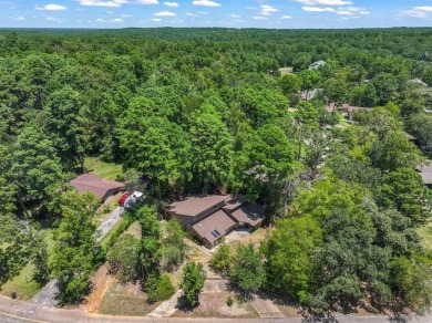 Step into this beautifully designed 2-bedroom, 2-bath home that on Hide-A-Way Lake Golf Course in Texas - for sale on GolfHomes.com, golf home, golf lot
