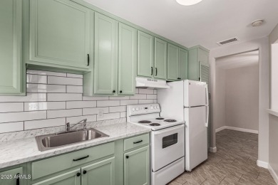 Seize the chance to own this Updated 2-bedroom townhome in on Encanto 18 Golf Course in Arizona - for sale on GolfHomes.com, golf home, golf lot