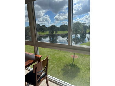 Best location in the community! This 2-bedroom, 2-bath, 55+ on  in Florida - for sale on GolfHomes.com, golf home, golf lot