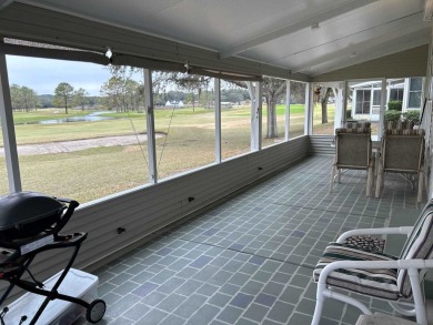 2 BEDROOM - 2 BATHROOM - OFFICE - SUNROOM This 2003 Palm Harbor on Scotland Yards Golf Club in Florida - for sale on GolfHomes.com, golf home, golf lot