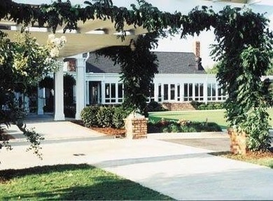 Nice building lot in Mount Vintage Plantation - Longstreet Place on Mount Vintage Plantation and Golf Club  in South Carolina - for sale on GolfHomes.com, golf home, golf lot