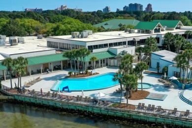 Welcome to Bayside at Sandestin Unit 6280, an inviting studio on Sandestin Golf and Beach Resort - The Links in Florida - for sale on GolfHomes.com, golf home, golf lot