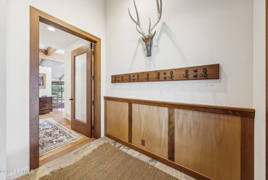 Discover the charm of this stunning single-level home located in on Park Meadows Country Club in Utah - for sale on GolfHomes.com, golf home, golf lot