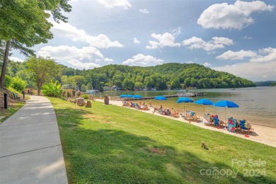 This lovely 2 bed / 2.5 bath condo effortlessly marries on Rumbling Bald Resort on Lake Lure in North Carolina - for sale on GolfHomes.com, golf home, golf lot