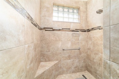 STUNNING TURN-KEY POOL HOME -- MOVE IN WITH JUST YOUR SUITCASE!
 on On Top of the World Golf Course in Florida - for sale on GolfHomes.com, golf home, golf lot