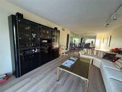 YOU CAN CHANGE THE INSIDE BUT CAN'T CHANGE THE OUTSIDE. Original on Wynmoor Golf Course in Florida - for sale on GolfHomes.com, golf home, golf lot