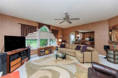 Gorgeous, one owner 3 bedroom 2 1/2 bath cluster home in the on Briarwood Golf Club At Wiltshire in Ohio - for sale on GolfHomes.com, golf home, golf lot