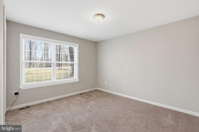 Welcome to this beautifully maintained 3-bedroom, 2-bath home on Lake Of The Woods Golf Course in Virginia - for sale on GolfHomes.com, golf home, golf lot