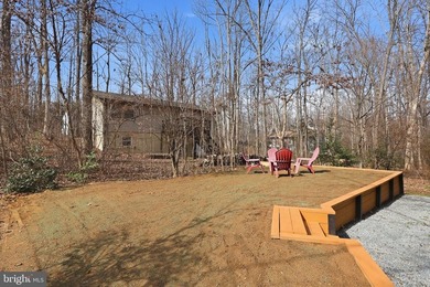 Welcome to this beautifully maintained 3-bedroom, 2-bath home on Lake Of The Woods Golf Course in Virginia - for sale on GolfHomes.com, golf home, golf lot