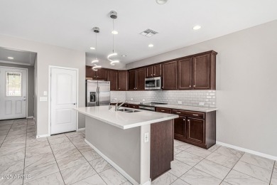 Welcome Home! This beautifully maintained villa is nestled in on Robson Ranch Golf Club in Arizona - for sale on GolfHomes.com, golf home, golf lot