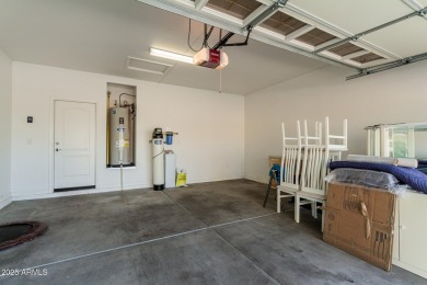 Welcome Home! This beautifully maintained villa is nestled in on Robson Ranch Golf Club in Arizona - for sale on GolfHomes.com, golf home, golf lot