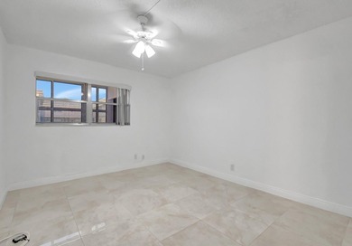 Motivated Seller! Move-In Ready First-Floor Gem in Kings Point on Kings Point Golf - Executive in Florida - for sale on GolfHomes.com, golf home, golf lot