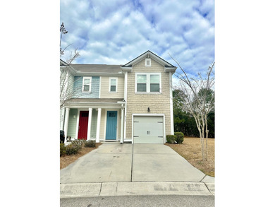 This well-maintained end-unit townhome in Sunrise / The Farm on Golf Club At Wescott Plantation in South Carolina - for sale on GolfHomes.com, golf home, golf lot